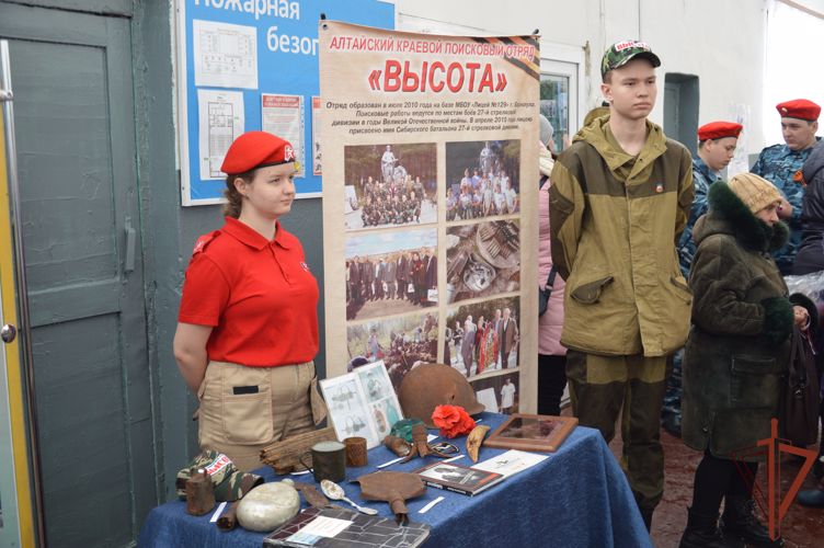 Росгвардейцы из Алтайского края почтили память ветерана Великой Отечественной войны
